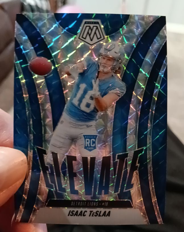 2025 Panini Mosaic #8 Isaac TeSlaa Elevate — front