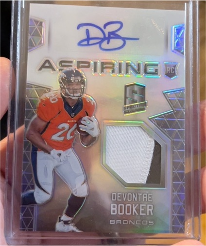 2016 Panini Spectra Aspiring Patch Autographs #APA-DB Devontae Booker — front