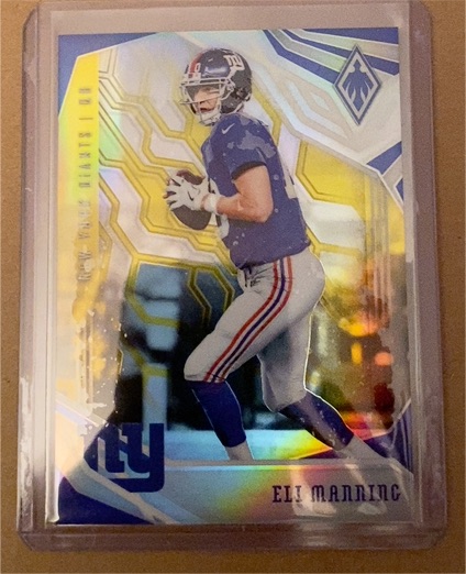 2018 Panini Phoenix #70 Eli Manning — front