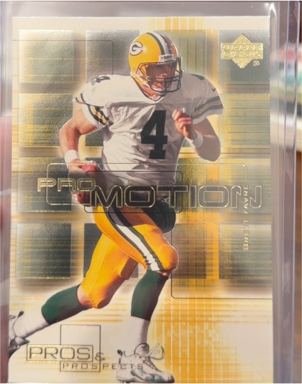 2000 Upper Deck Pros & Prospects ProMotion #P10 Brett Favre — front