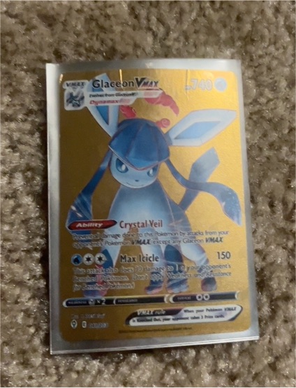 2021 Pokémon TCG Eevee Heroes #025 Glaceon VMAX — front