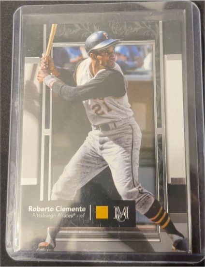 2024 Topps Museum Collection #82 Roberto Clemente — front