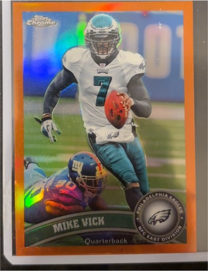 2011 Topps Chrome #70 Michael Vick — front