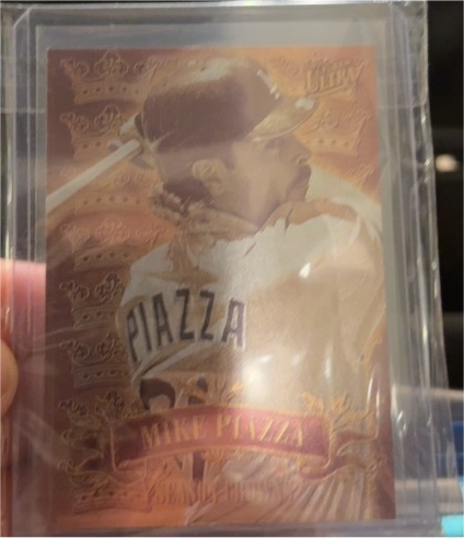 1997 Fleer Ultra Season Crowns #8 Mike Piazza — front