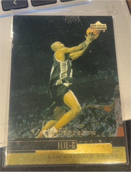 1999 Upper Deck Gold Reserve #215 Sean Elliott — front