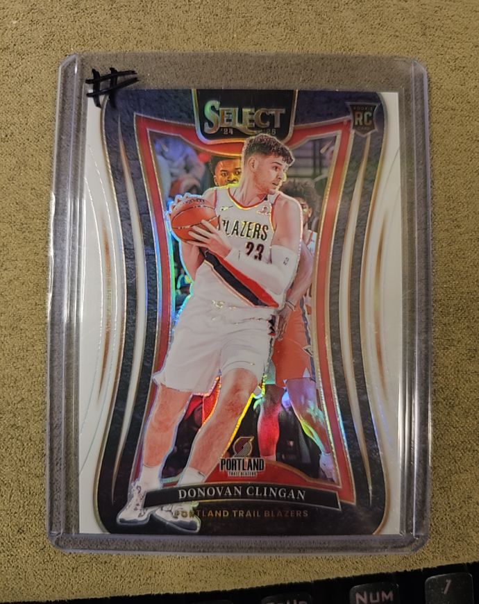 2024-25 Panini Select #390 Donovan Clingan — front