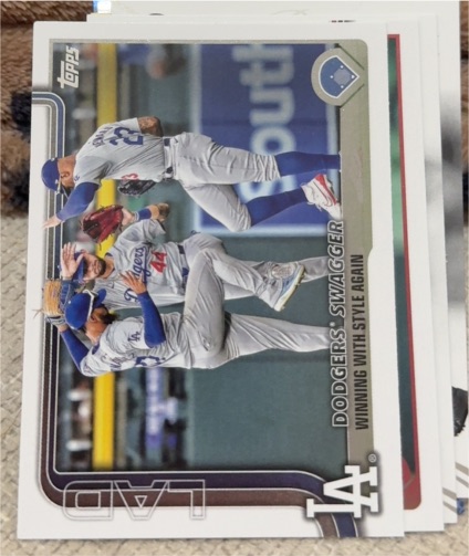 2025 Topps #255 Dodgers Swagger: Winning With Style Again — front