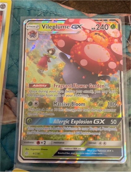 2019 Pokemon Sun & Moon Cosmic Eclipse #4 Vileplume GX — front