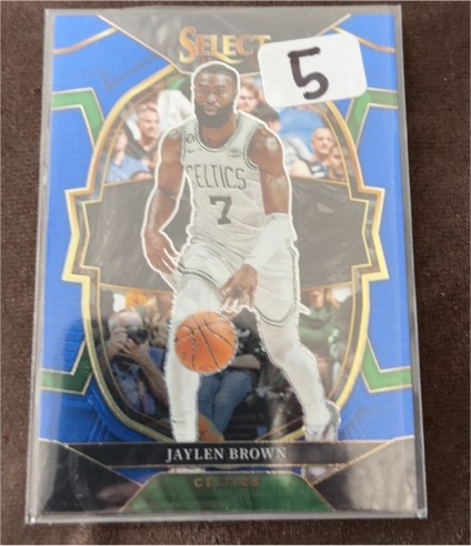 2022-23 Panini Select #32 Jaylen Brown — front