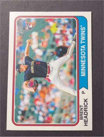 2023 Topps Heritage High Number #572 Brent Headrick — front