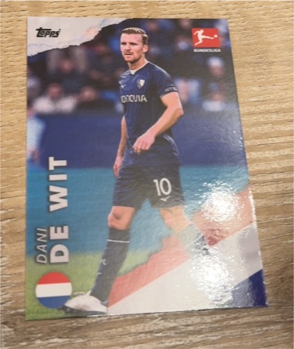 2023 Topps Bundesliga Dani de Wit — front