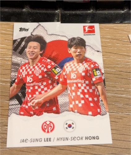 2020 Topps Bundesliga Sticker Jae-Sung Lee / Hyun-Seok Hong — front