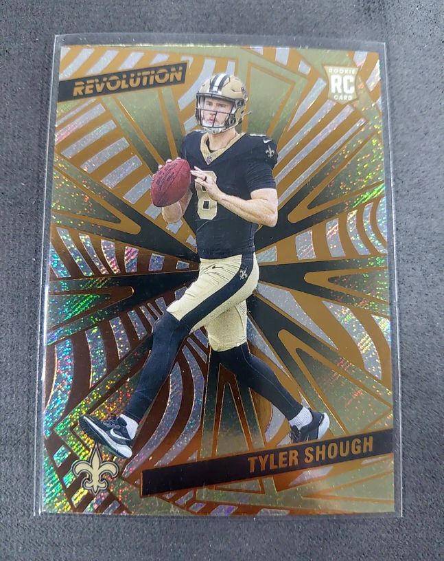 2025 Panini Revolution #246 Tyler Shough Rookie — front