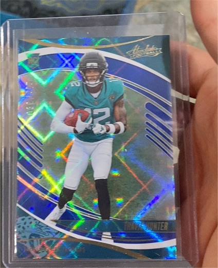 2025 Panini Absolute #186 Travis Hunter — front