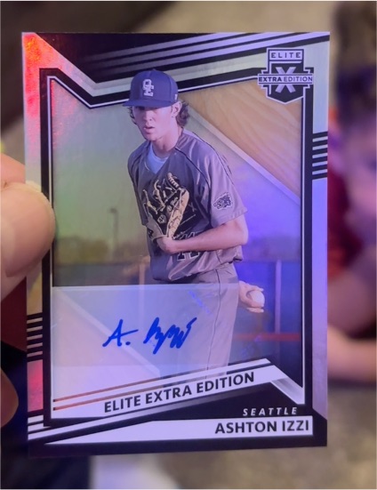 2022 Panini Elite Extra Edition #126 Ashton Izzi — front