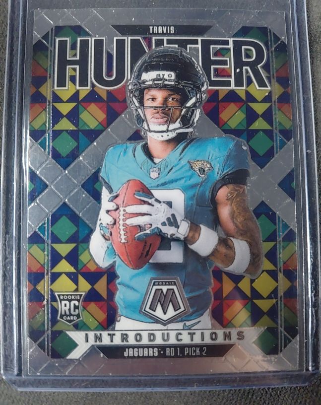 2025 Panini Mosaic #7 Travis Hunter Introductions — front