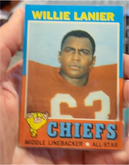 1971 Topps #114 Willie Lanier — front