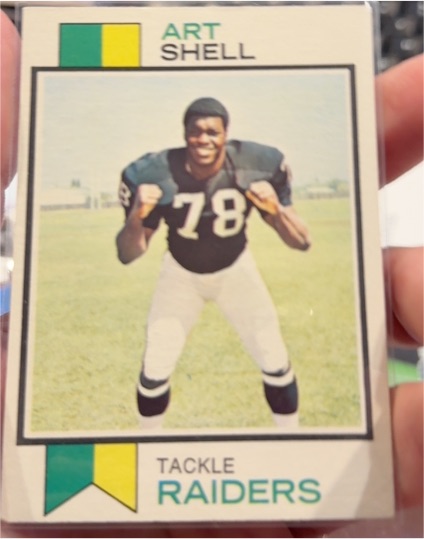 1973 Topps #77 Art Shell — front