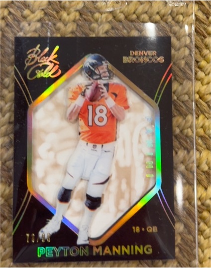 2014 Panini Black Gold #5 Peyton Manning — front