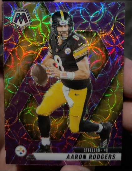 2023 Panini Mosaic #8 Aaron Rodgers — front