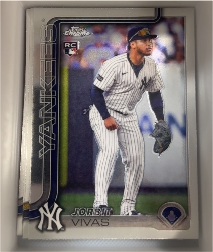 2025 Topps Chrome Update #US258 Jorbit Vivas — front