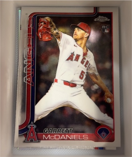 2025 Topps Chrome Update Series #US17 Garrett McDaniels — front