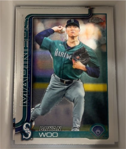 2025 Topps Chrome #327 Bryan Woo — front