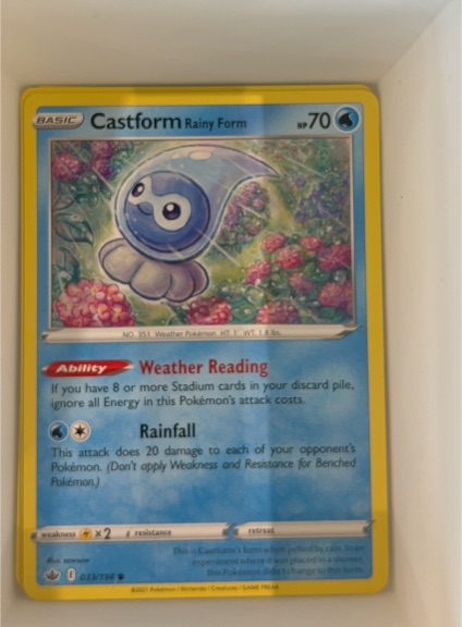 2021 Pokémon Chilling Reign #033 Castform Rainy Form — front