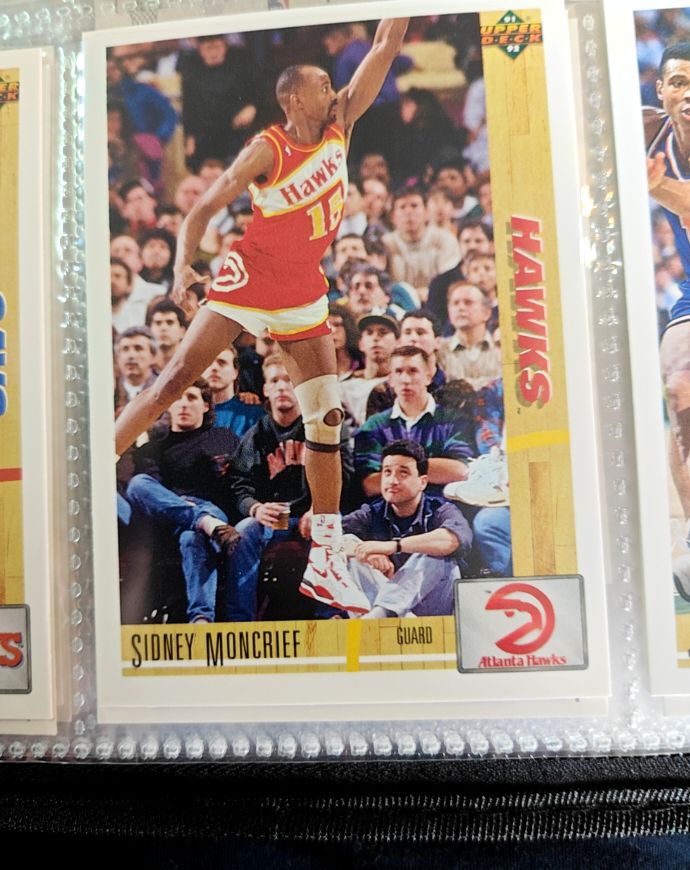 1991-92 Upper Deck #240 Sidney Moncrief — front
