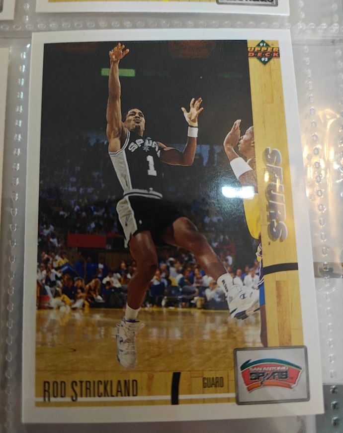 1991-92 Upper Deck #214 Rod Strickland San Antonio Spurs — front