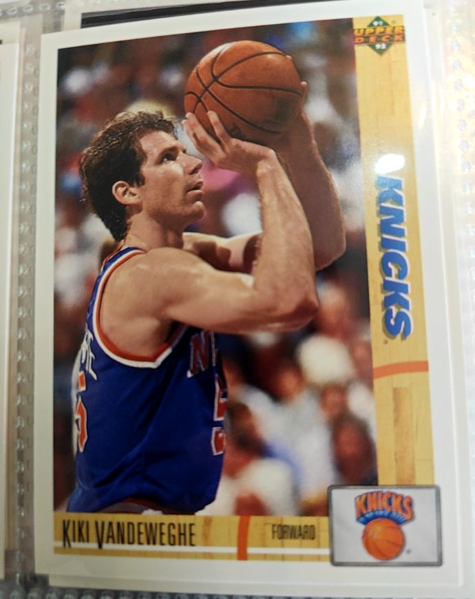 1991-92 Upper Deck #323 Kiki Vandeweghe — front