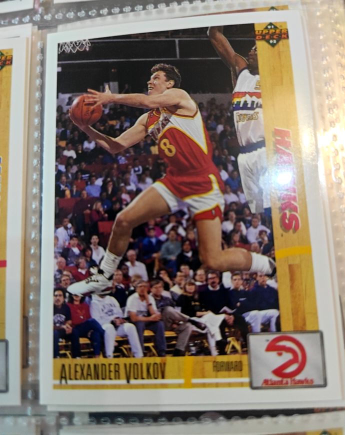 1991-92 Upper Deck #411 Alexander Volkov — front