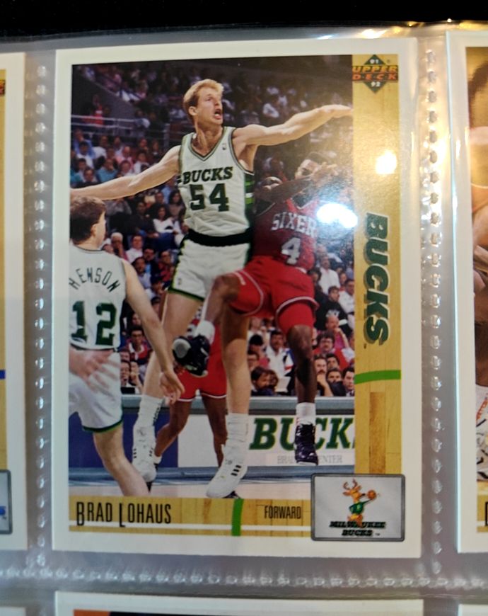 1991-92 Upper Deck #383 Brad Lohaus Milwaukee Bucks — front
