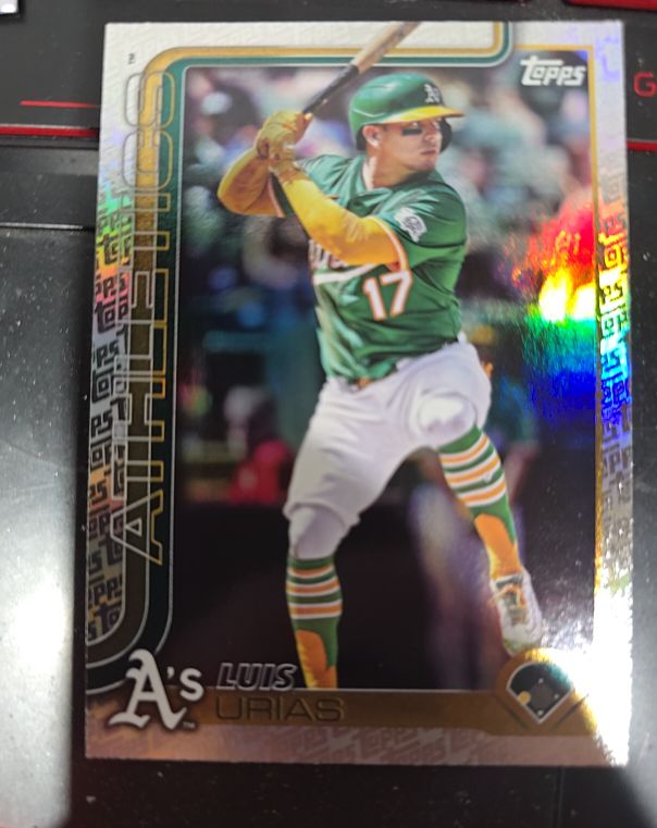 2025 Topps Update Series #US334 Luis Urias — front