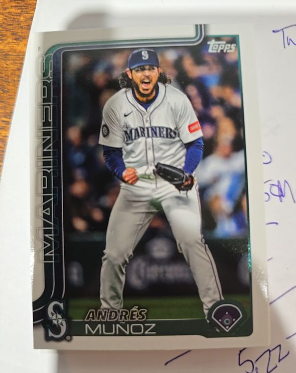 2025 Topps Update #US12 Andrés Muñoz — front