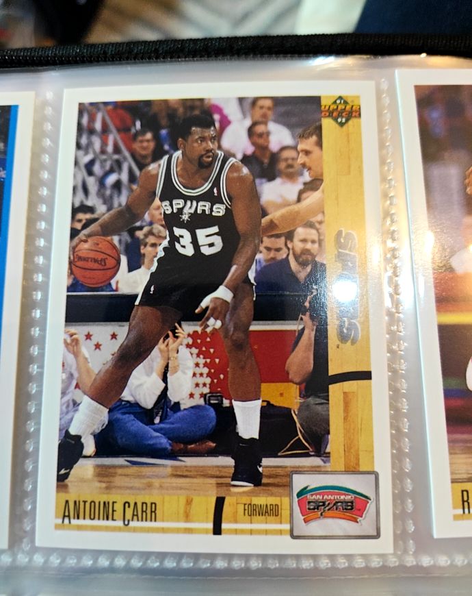 1991-92 Upper Deck #404 Antoine Carr — front