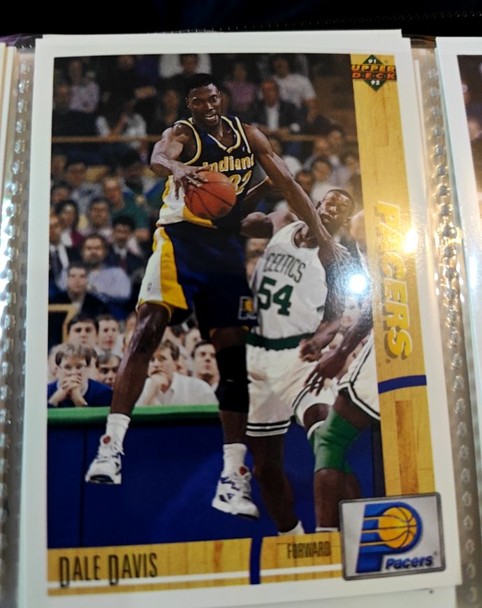 1991-92 Upper Deck #409 Dale Davis — front