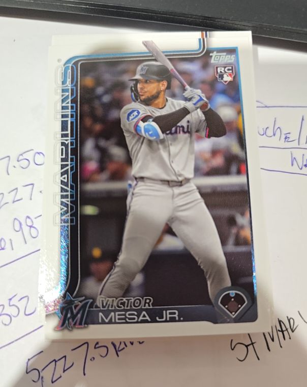 2025 Topps Update #US220 Victor Mesa Jr. — front