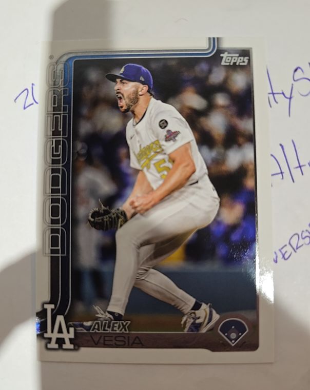 2025 Topps Update Series #US239 Alex Vesia — front