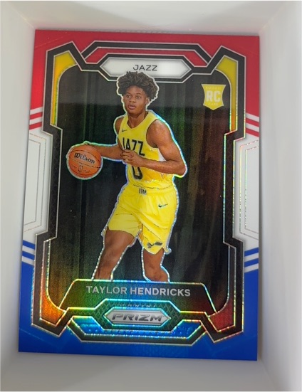 2023-24 Panini Prizm #161 Taylor Hendricks — front