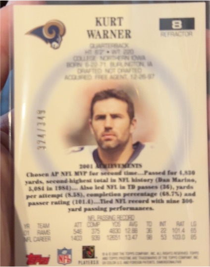2001 Topps #8 Kurt Warner — front