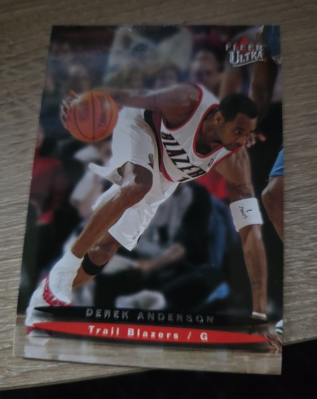 2003-04 Fleer Ultra #14 Derek Anderson — front