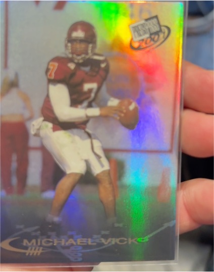 2001 Topps Chrome #7 Michael Vick — front