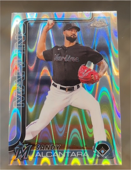2025 Topps Chrome #126 Sandy Alcantara — front