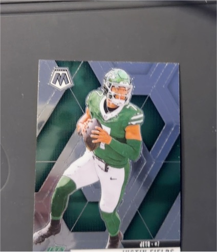 2025 Panini Mosaic #125 Justin Fields — front