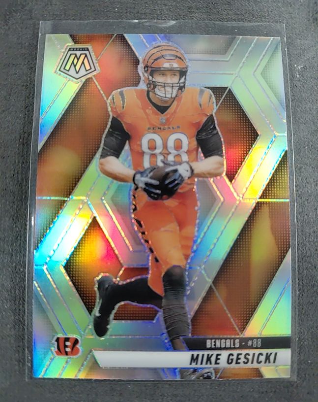 2025 Panini Mosaic #36 Mike Gesicki — front