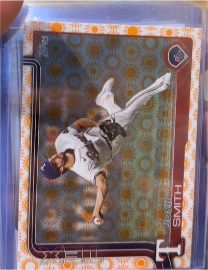 2025 Topps #668 Josh Smith Holiday Sun — front