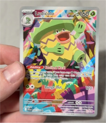 2025 Pokémon ME02: Phantasmal Flames #095/094 Ludicolo — front