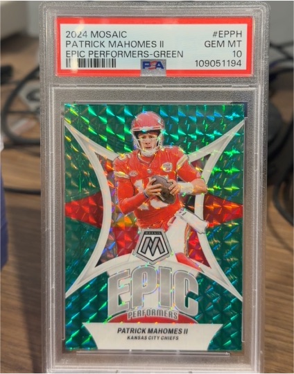 2024 Panini Mosaic #EP-PH Patrick Mahomes II Epic Performers Green Mosaic — front