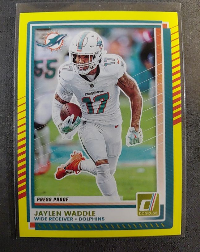 2025 Donruss #233 Jaylen Waddle — front